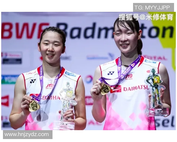 成都羽毛球队与重庆羽毛球队赛后复盘力量对比分析与启示 成都羽毛球队与重庆羽毛球队赛后复盘力量对比分析与启示